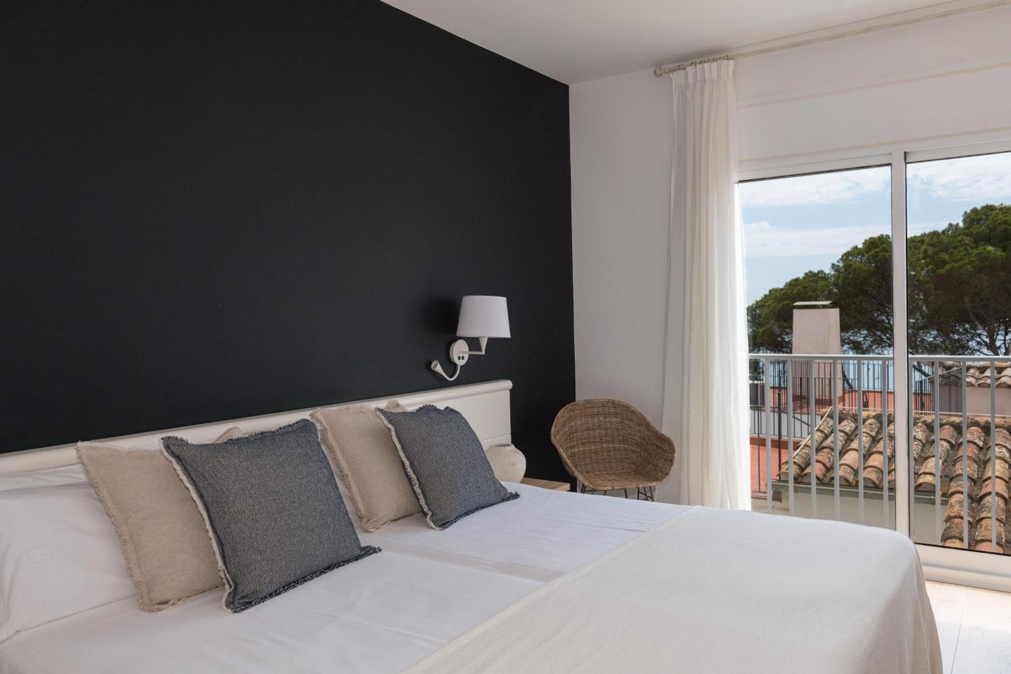 Hotel Terramar Llafranc Kültér fotó